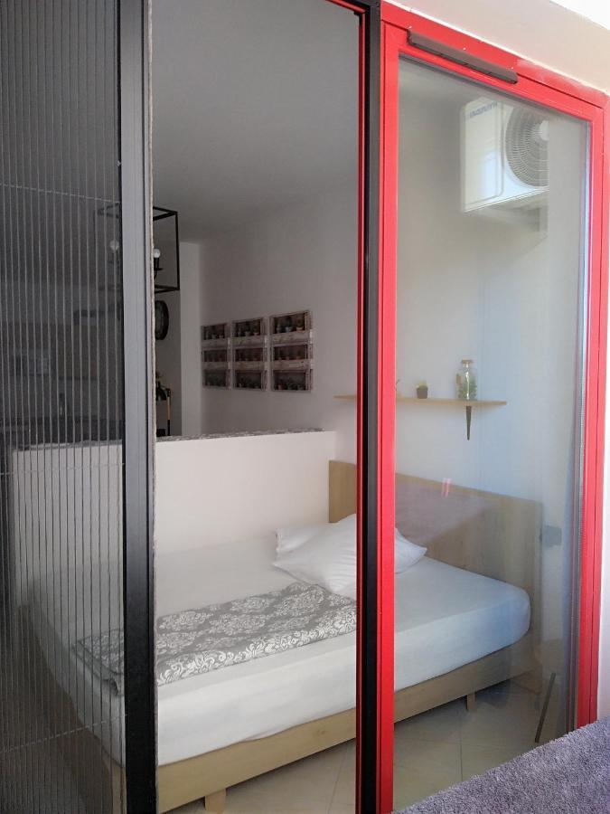 Coastal Apartment Дуррес Экстерьер фото
