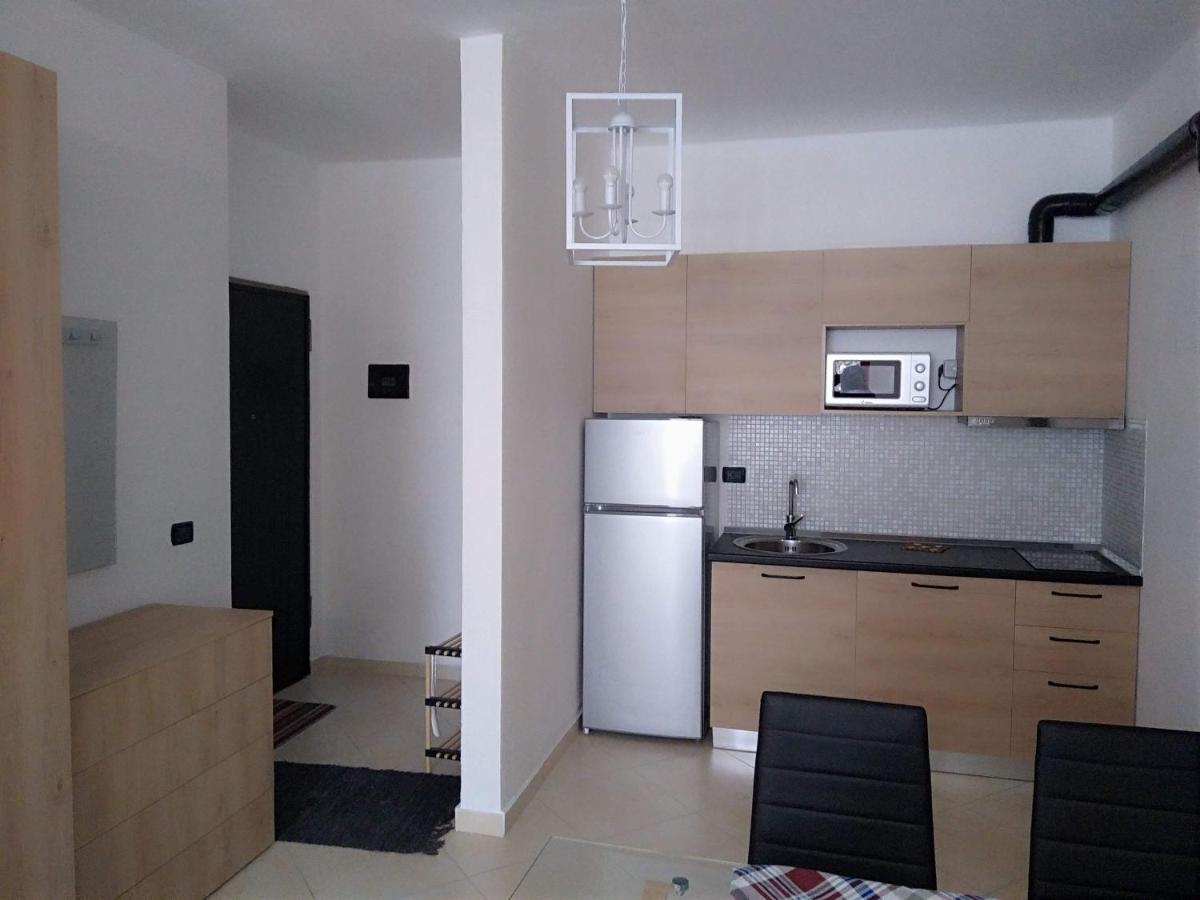 Coastal Apartment Дуррес Экстерьер фото